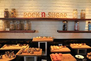 Luminor Hotel Jemursari by WH