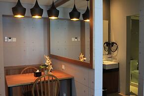 Luminor Hotel Jemursari by WH