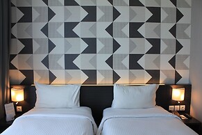 Luminor Hotel Jemursari by WH