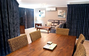 Pelican Shore Villas