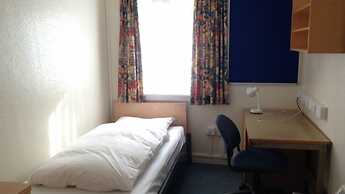 Edinburgh Metro Youth Hostel