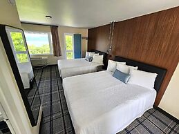 The Hotel Laurel at Seneca
