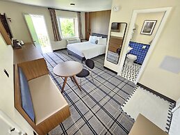 The Hotel Laurel at Seneca