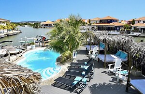 Ocean Breeze Boutique Hotel & Marina