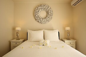 Ocean Breeze Boutique Hotel & Marina