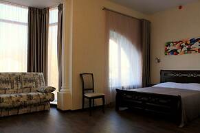 Zenith Hotel