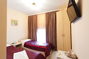 Zenith Hotel