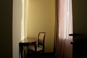 Zenith Hotel