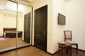 Zenith Hotel