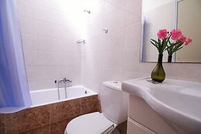 Ampavris Family Apartments