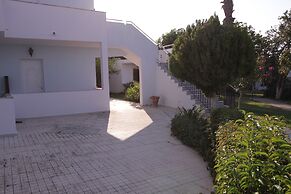 Ampavris Family Apartments