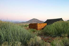 Etendeka Mountain Camp