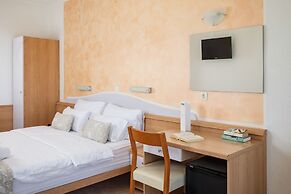 MASLINICA Mimosa Lido Palace Hotel