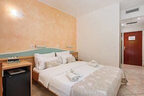 MASLINICA Mimosa Lido Palace Hotel