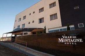 Ville de Montagne Hotel