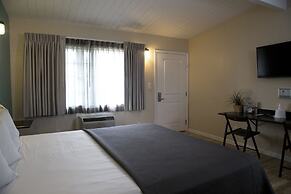 Lodge at 32nd