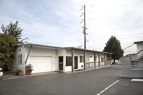 Lodge at 32nd