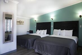 Lodge at 32nd