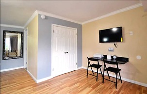 Lodge at 32nd