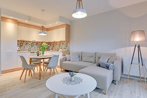 Apartinfo Island Apartments