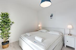 Apartinfo Island Apartments