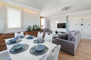 Apartinfo Island Apartments