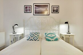 Apartinfo Island Apartments