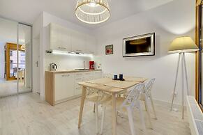 Apartinfo Island Apartments