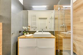 Apartinfo Island Apartments