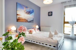 Apartinfo Island Apartments