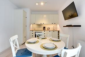 Apartinfo Island Apartments