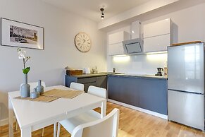 Apartinfo Island Apartments