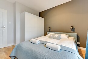 Apartinfo Island Apartments