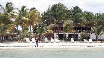 Hotel El Cayito Beach Resort Montecristi