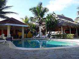 Hotel El Cayito Beach Resort Montecristi
