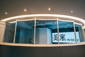 Meistay Art Gallery Hotel