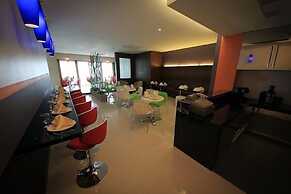 Grand Medallion Hotel