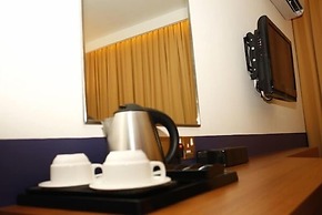 Grand Medallion Hotel