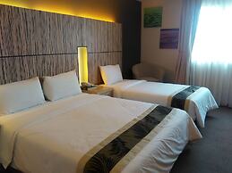 Grand Medallion Hotel