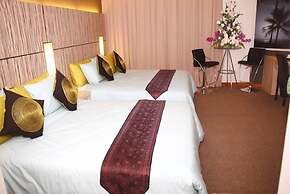 Grand Medallion Hotel