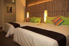 Grand Medallion Hotel