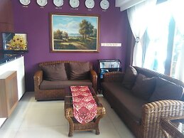 Grand Medallion Hotel