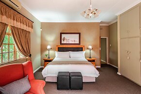 Mooiplaas Guesthouse