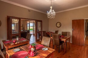 Mooiplaas Guesthouse