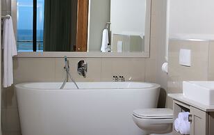 Brenton Haven Beachfront Resort