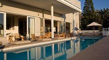 Sea Five Boutique Hotel