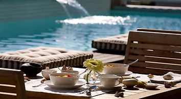 Sea Five Boutique Hotel