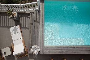 Sea Five Boutique Hotel