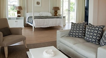 Sea Five Boutique Hotel