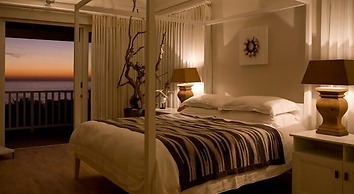 Sea Five Boutique Hotel